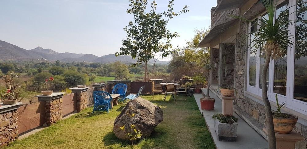 Devra Udaipur Hotel Bagian luar foto