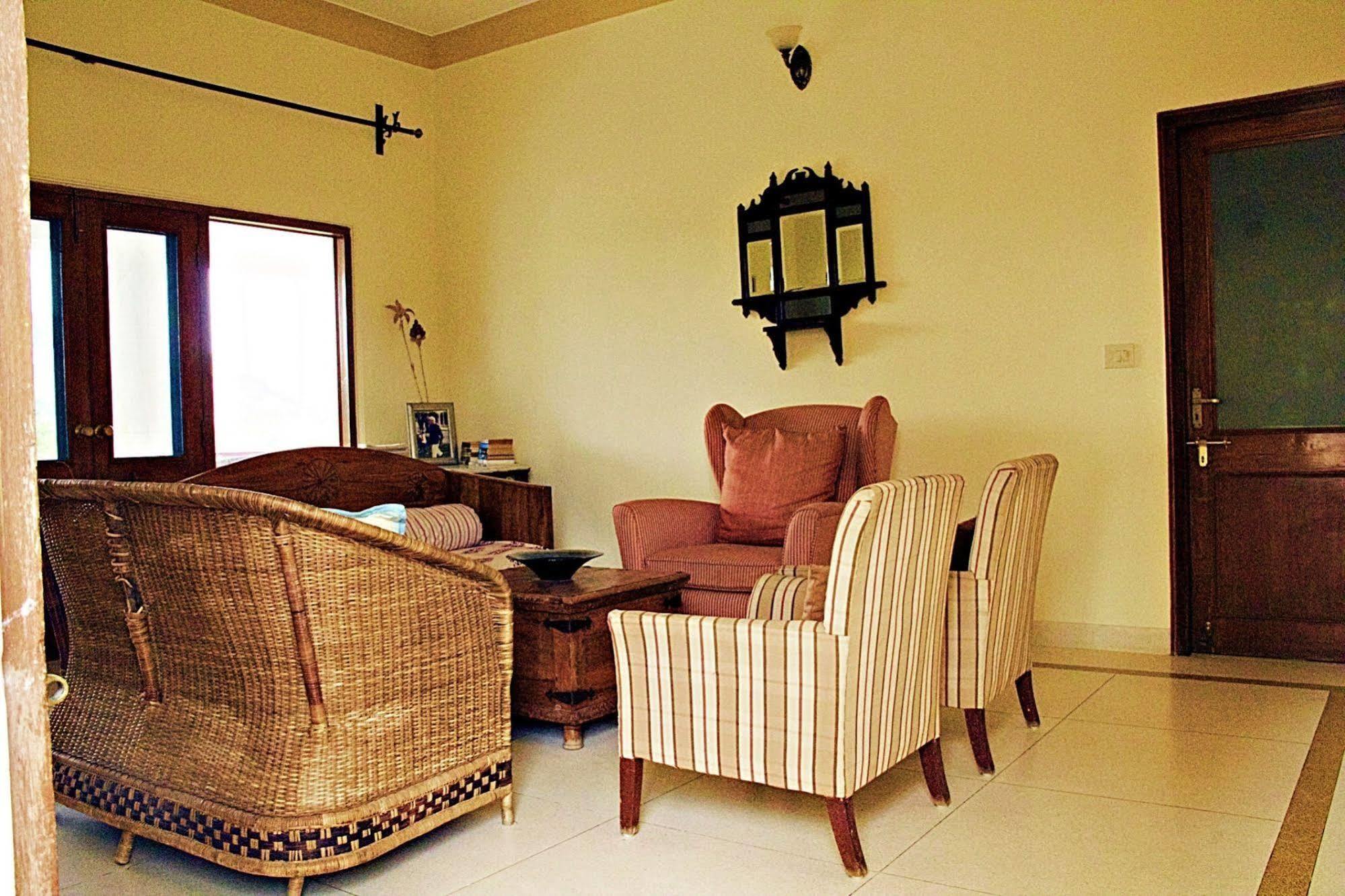 Devra Udaipur Hotel Bagian luar foto