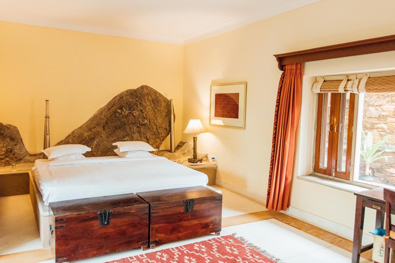 Devra Udaipur Hotel Bagian luar foto