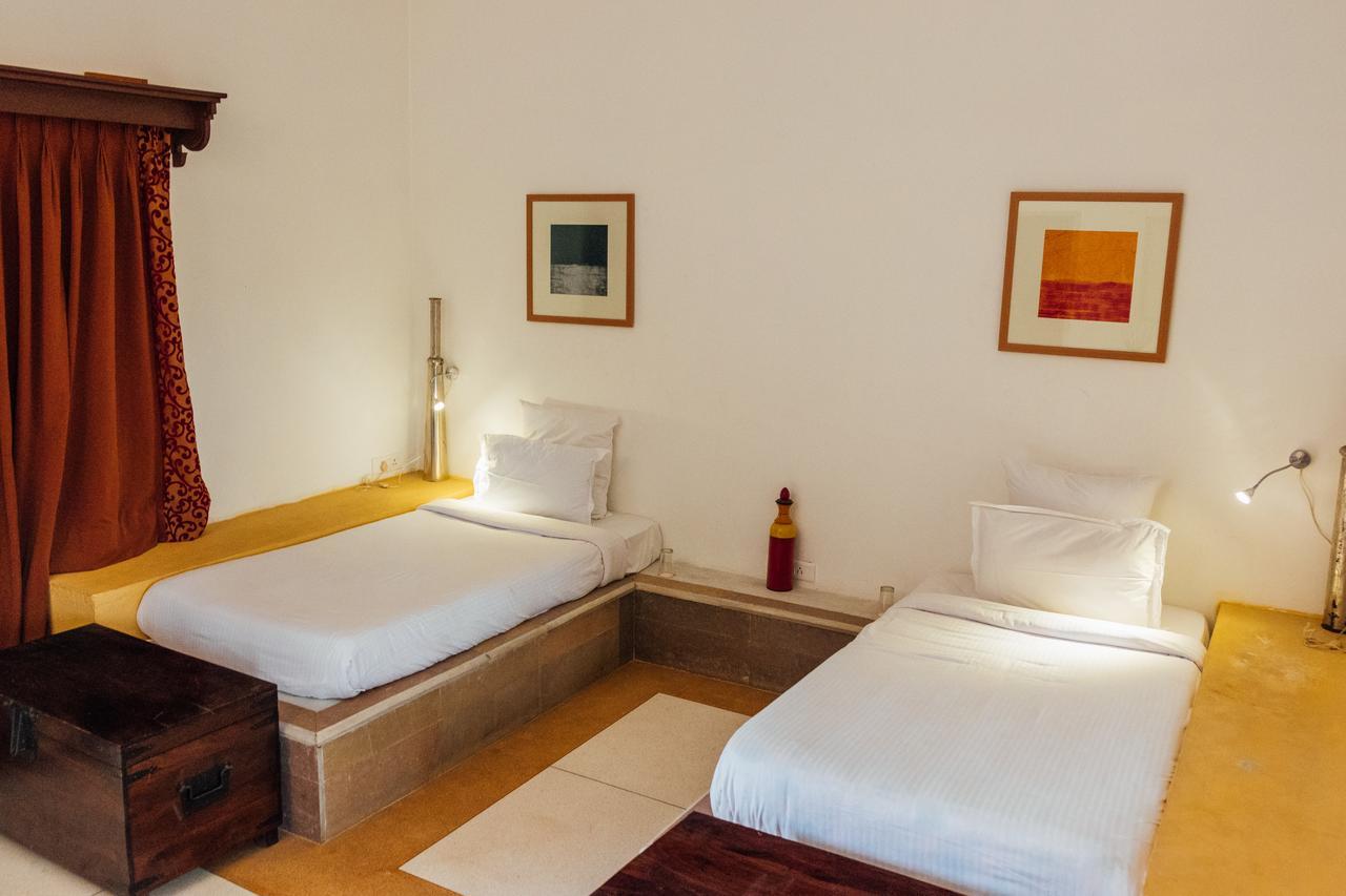 Devra Udaipur Hotel Bagian luar foto