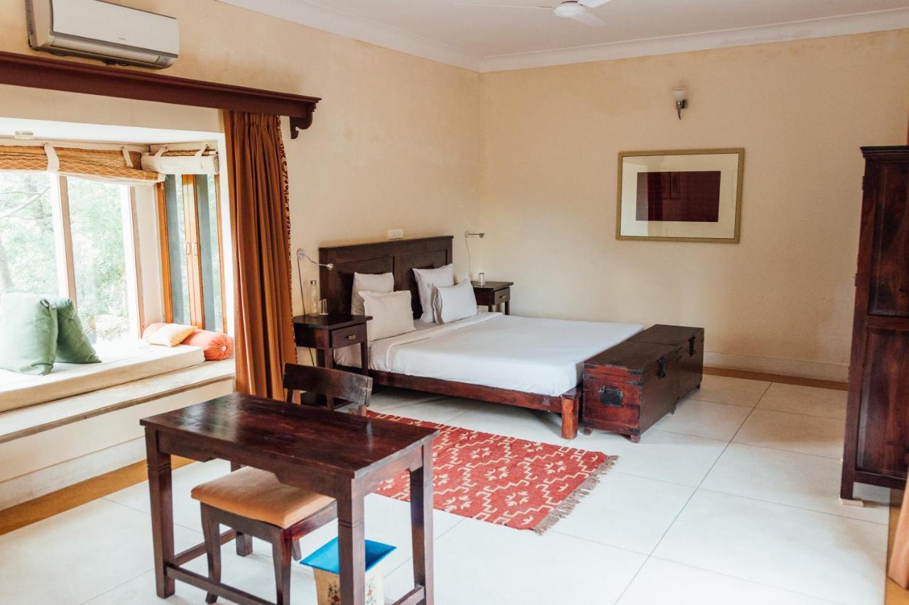 Devra Udaipur Hotel Bagian luar foto