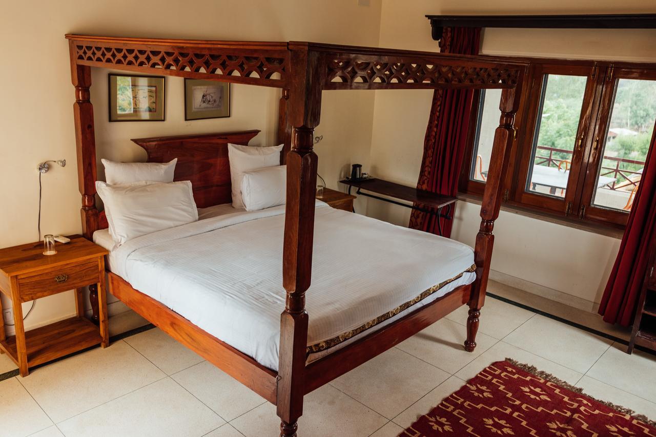 Devra Udaipur Hotel Bagian luar foto