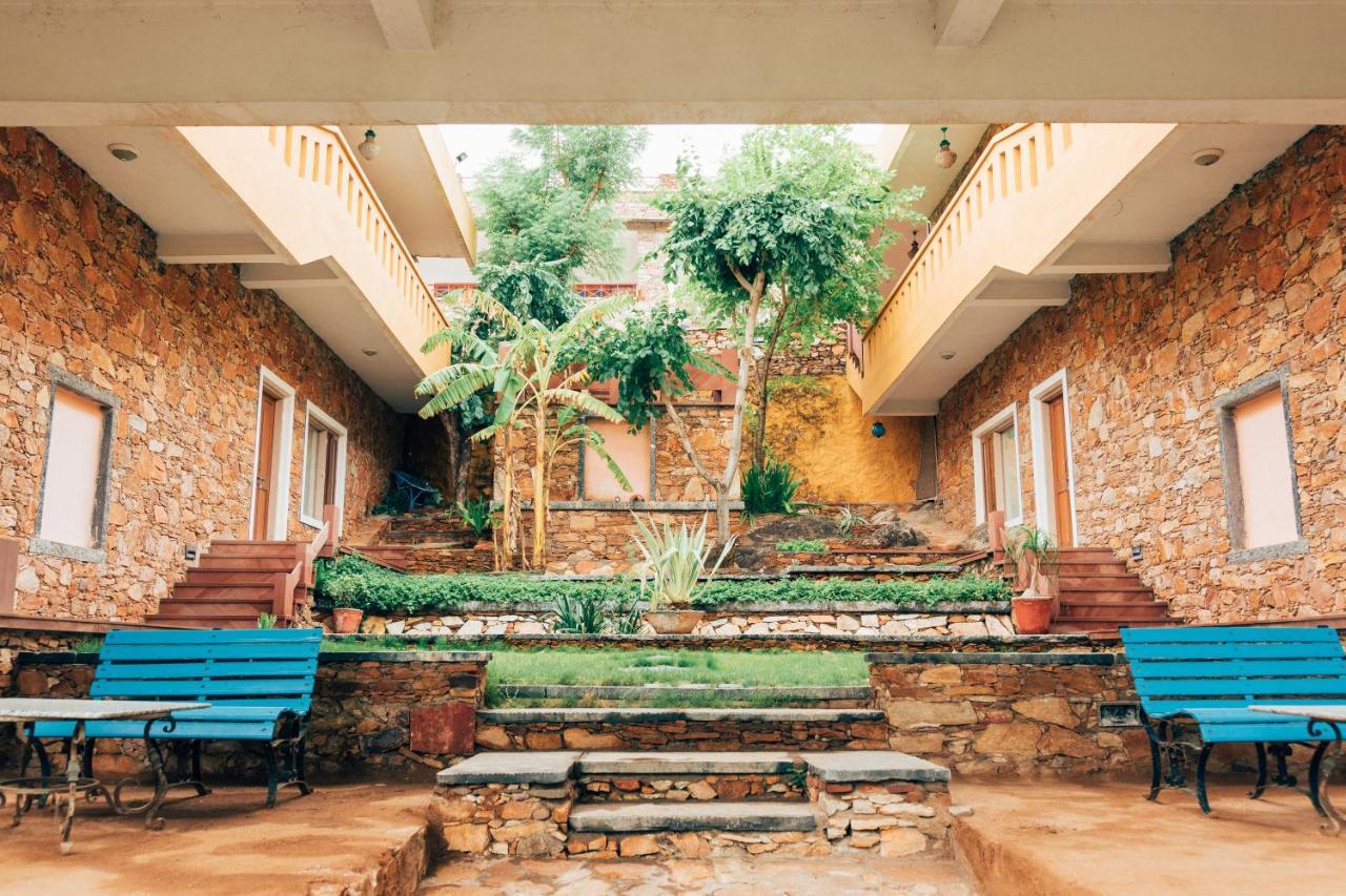 Devra Udaipur Hotel Bagian luar foto