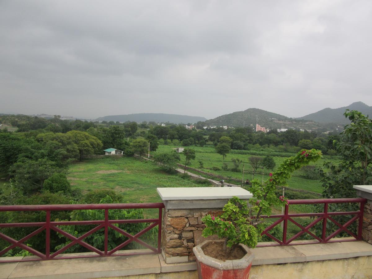 Devra Udaipur Hotel Bagian luar foto