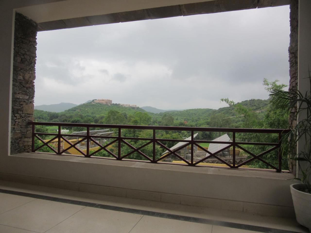 Devra Udaipur Hotel Bagian luar foto